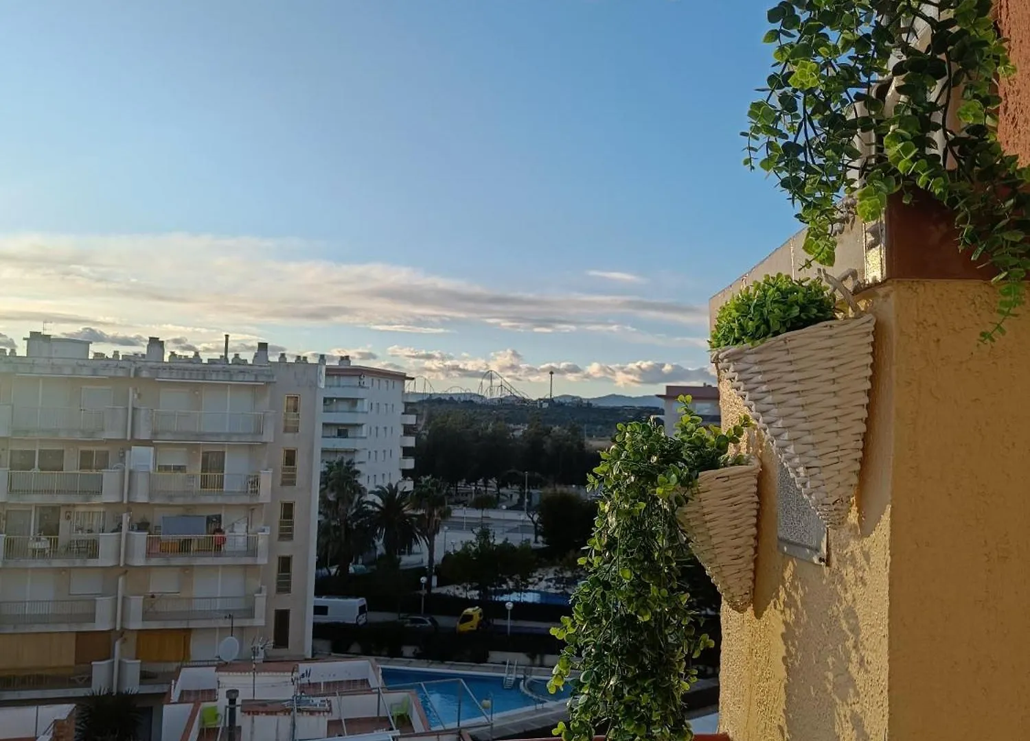 Apartment Beach & Fun: Cozy Studio La Pineda